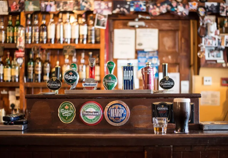 Sticky Floors, Cold Pints, and Zero Pretense: The Real Magic of Canada's Dive Bars